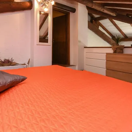Cascina Aurora Apartment