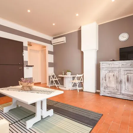 Cascina Aurora Apartment *